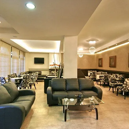 فندق Kentrikon لاغاديا