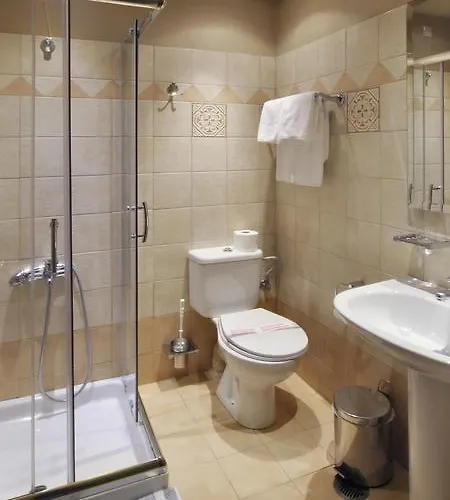 Kentrikon Szálloda 2*